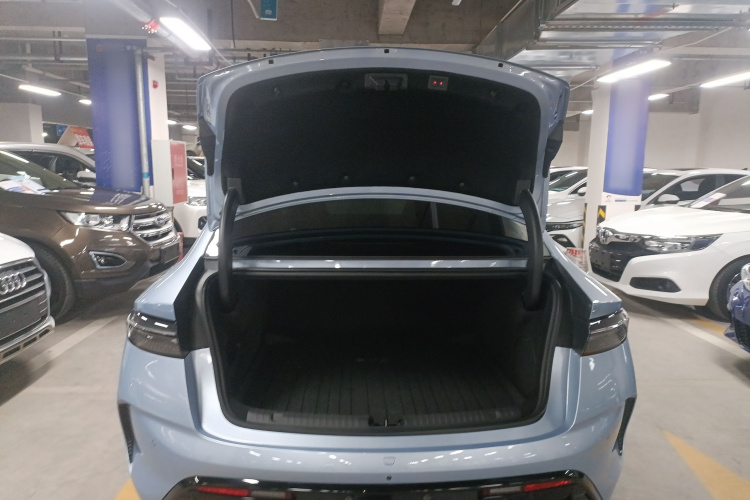 比亚迪 海豹 2022款 700km 长续航后驱版机舱底盘23