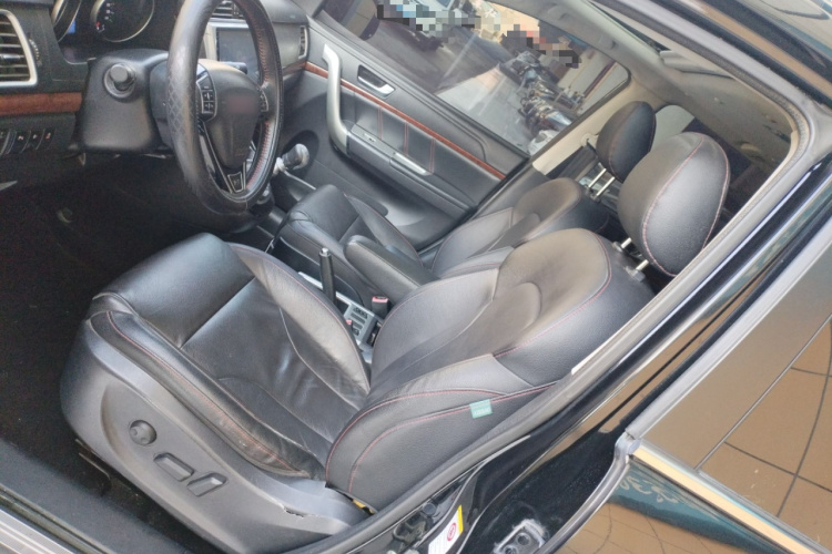 哈弗H6 2013款 运动版 1.5T 手动两驱精英型局部细节19