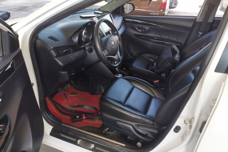 丰田 YARiS L 致炫 2020款 1.5L CVT豪华版中控内饰19