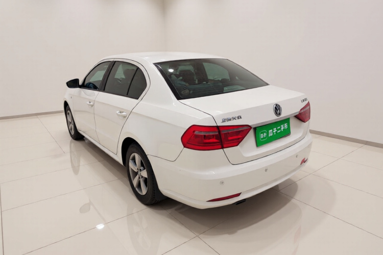 大众 朗逸 2015款 1.6L 自动风尚版车身外观5