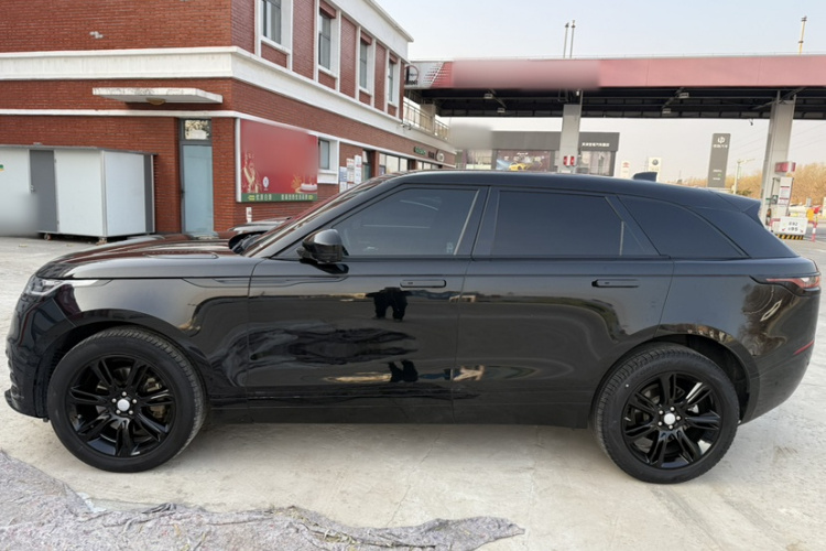 路虎 揽胜星脉 2022款 250PS 熠金珍藏版车身外观6007