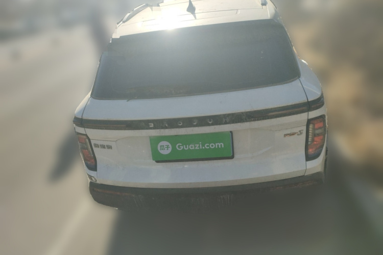 宝骏RS-3 2020款 1.5T CVT智能尊贵型车身外观6