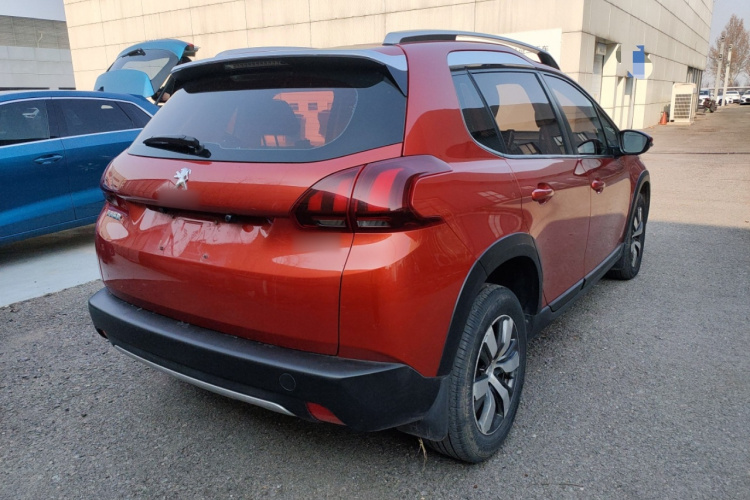 标致2008 2018款 1.6L 自动潮流版车身外观7