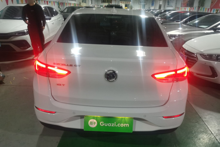 别克 英朗 2019款 15T 双离合互联精英型 国VI车身外观6