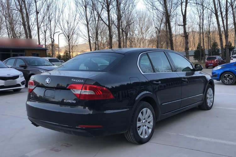 斯柯达 速派 2013款 1.4TSI 手动绅仕版车身外观6006