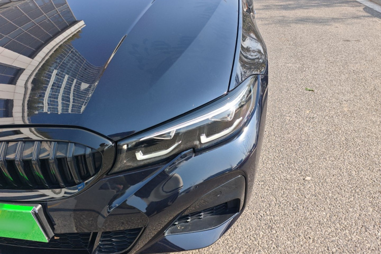 宝马3系 2022款 改款 325i M运动曜夜套装局部细节36