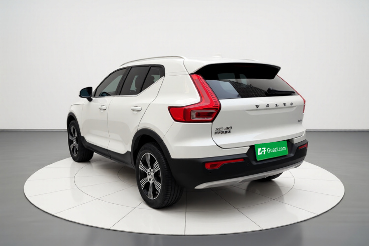 沃尔沃XC40 2020款 T3 智远豪华版车身外观5
