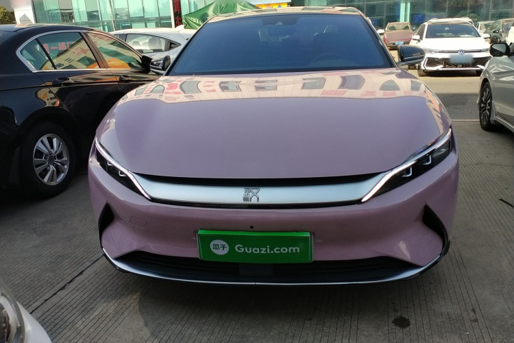 比亚迪 汉 2021款 EV 标准续航版豪华型车身外观2
