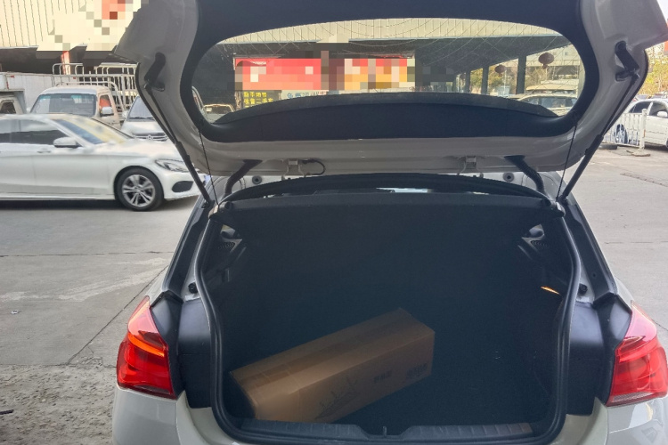 宝马1系(进口) 2018款 120i M运动套装局部细节23