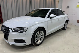 奥迪A3 2018款 30周年年型 Limousine 35 TFSI 进取型