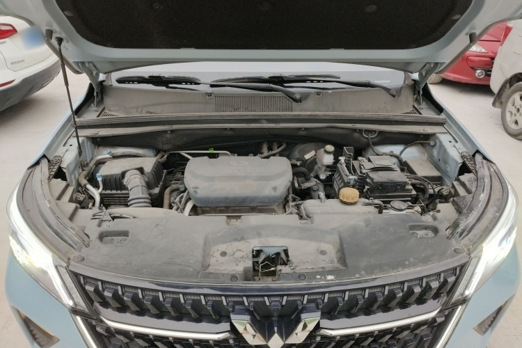 五菱汽车 五菱星辰 2021款 1.5T CVT星曜版机舱底盘24