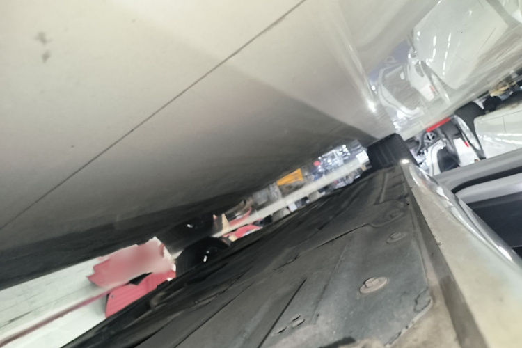 宝马3系 2022款 325i M运动套装局部细节9002