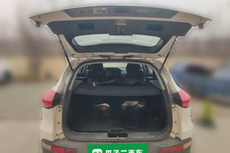 猎豹汽车 猎豹CS10 2015款 2.0T 手动卓越型中控内饰23