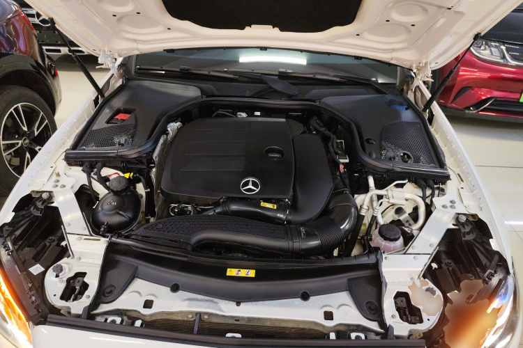 奔驰E级(进口) 2020款 改款 E 260 运动版局部细节24