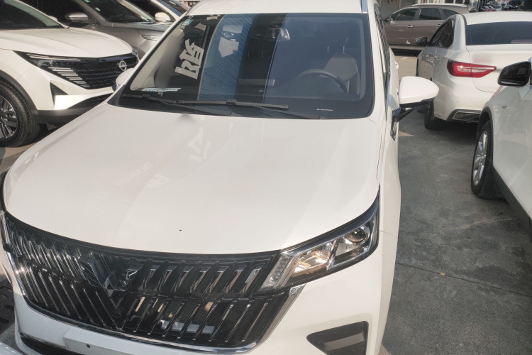 五菱汽车 五菱佳辰 2022款 1.5T 手动轻享活力型车身外观6001