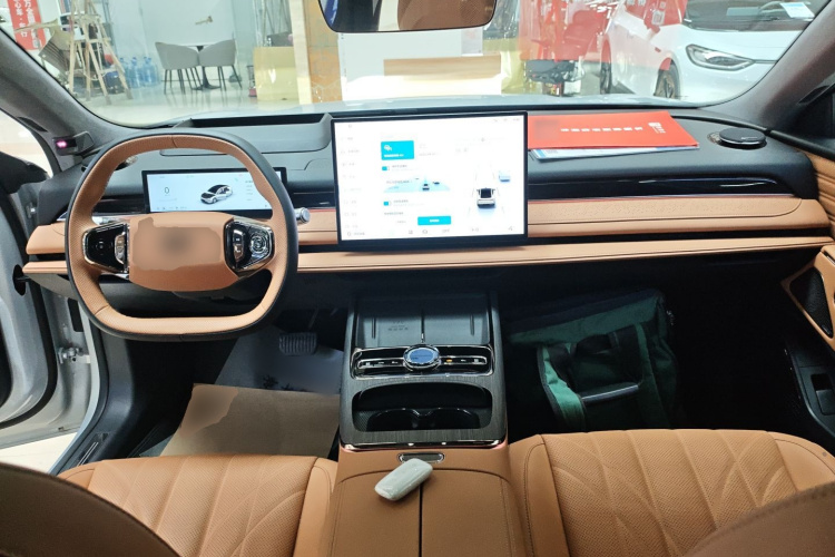 吉利银河 银河星耀8 2025款 130km EM-i 旗舰版中控内饰12