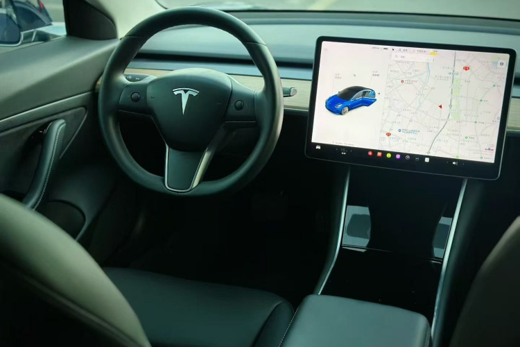 特斯拉 Model 3 2019款 标准续航后驱升级版中控内饰7004