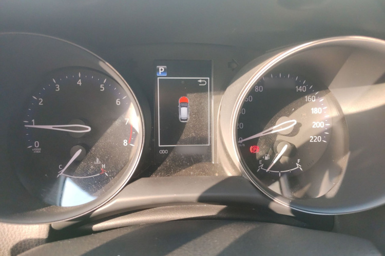 丰田C-HR 2018款 2.0L 领先天窗版 国V局部细节14