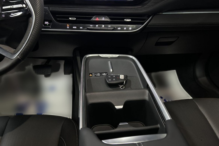 别克 君越 2024款 28T 越尊版局部细节18