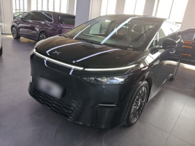 小鹏X9 2025款 740超长续航 Max