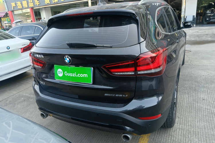 宝马X1 2022款 sDrive25Li 领先型车身外观6