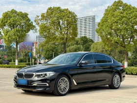 宝马5系 2019款 改款 530Li 领先型 豪华套装