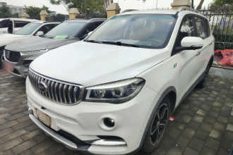 SWM斯威汽车 SWM斯威X7 2016款 1.5T 手动豪华型 7座