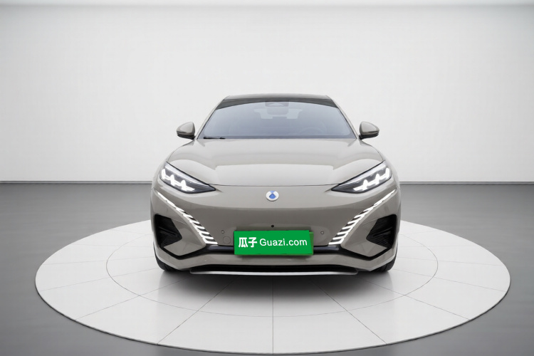 腾势N7 2023款 长续航性能版车身外观2