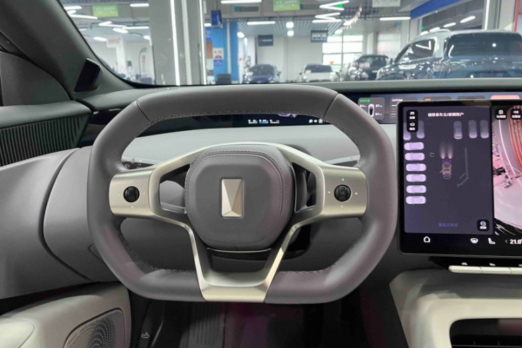 阿维塔12 2025款 Max增程版中控内饰7006