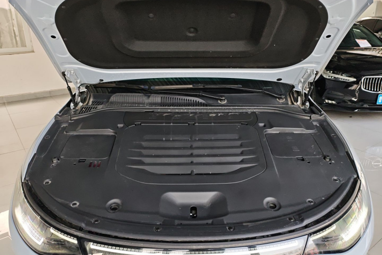 零跑汽车 零跑C01 2024款 纯电 525舒享版机舱底盘24