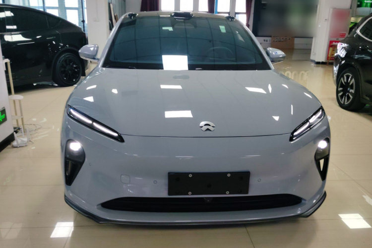 蔚来ET5T 2023款 75kWh Touring车身外观2