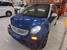 smart forfour 2016款 0.9T 66千瓦先锋版