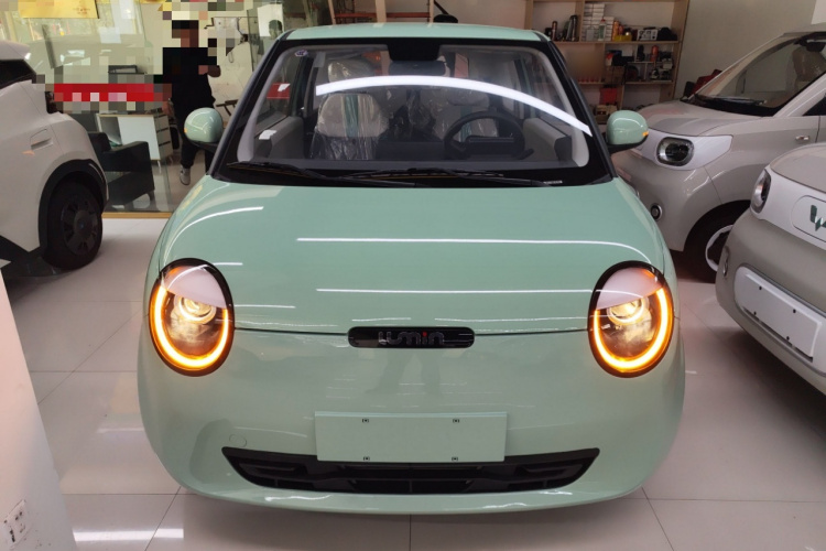 长安启源 长安Lumin 2025款 205km 香沁款车身外观2