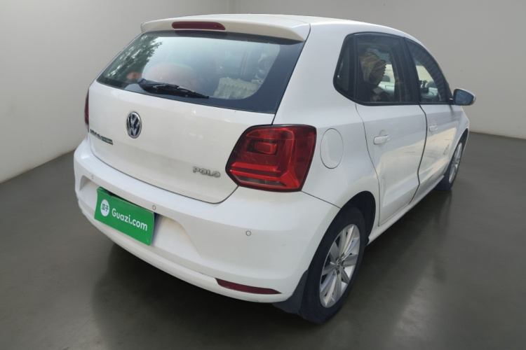 大众 Polo 2014款 1.4L 自动舒适版车身外观7