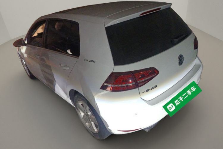 大众 高尔夫 2017款 230TSI 自动舒适百万辆纪念版车身外观5