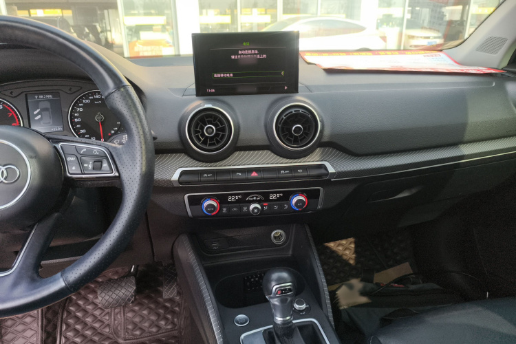 奥迪Q2L 2020款 35 TFSI 时尚致雅型局部细节16