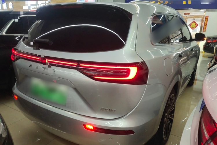 鸿蒙智行 问界M7 2024款 1.5T 四驱Plus版 5座车身外观7