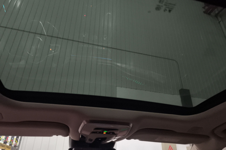 红旗H9 2020款 改款 2.0T 智联旗畅版局部细节22