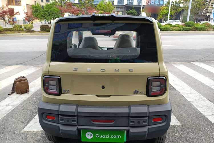 吉利银河 2025款 210km 熊猫骑士车身外观6