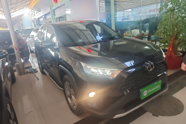 丰田 RAV4荣放 2021款 2.0L CVT两驱风尚版车身外观3