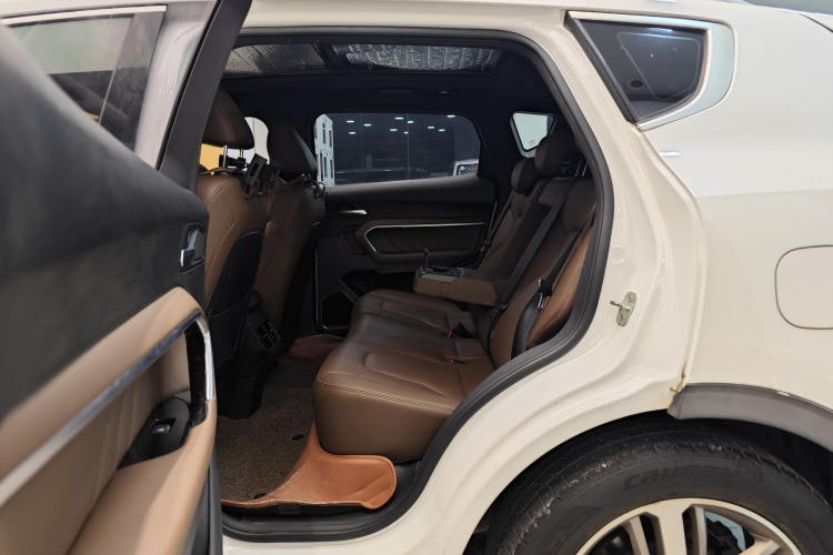 哈弗H6 2017款 红标 2.0T 自动两驱智尚型车身外观6008