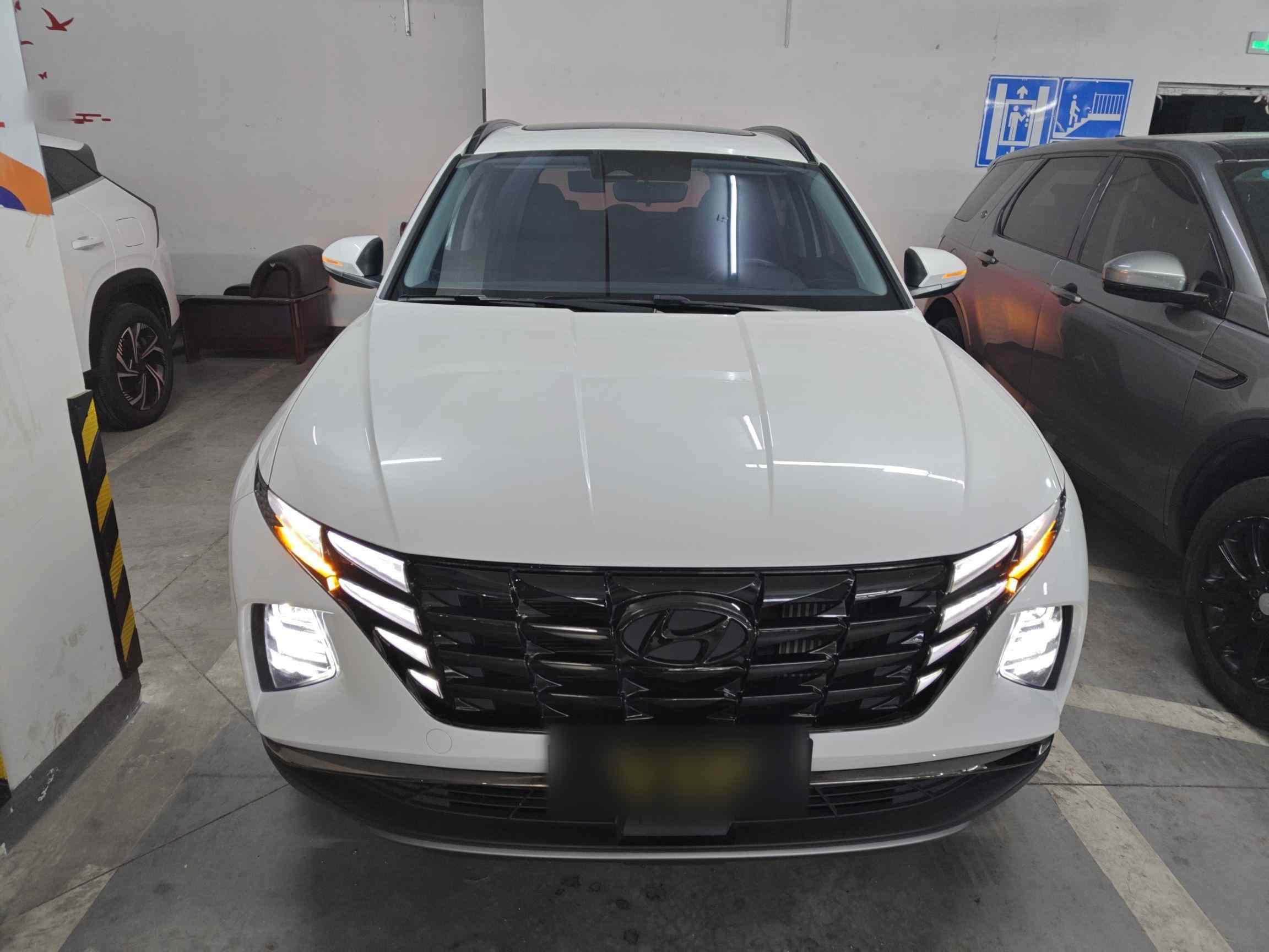 现代 2023款 途胜L 1.5T 自动两驱DLX豪华版(1)