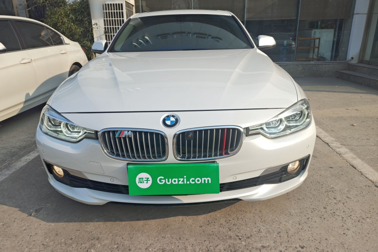 宝马3系 2019款 320Li 时尚型车身外观2