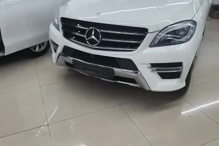 奔驰M级 2012款 ML 350 豪华型实拍1