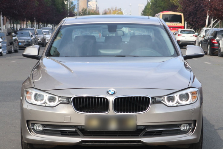 宝马3系 2015款 320Li 超悦版时尚型车身外观6001