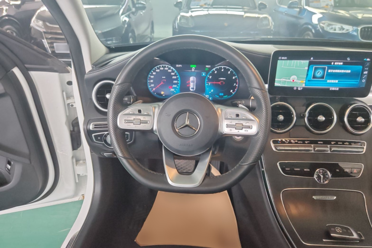 奔驰C级 2021款 C 260 L 运动星耀臻藏版中控内饰13