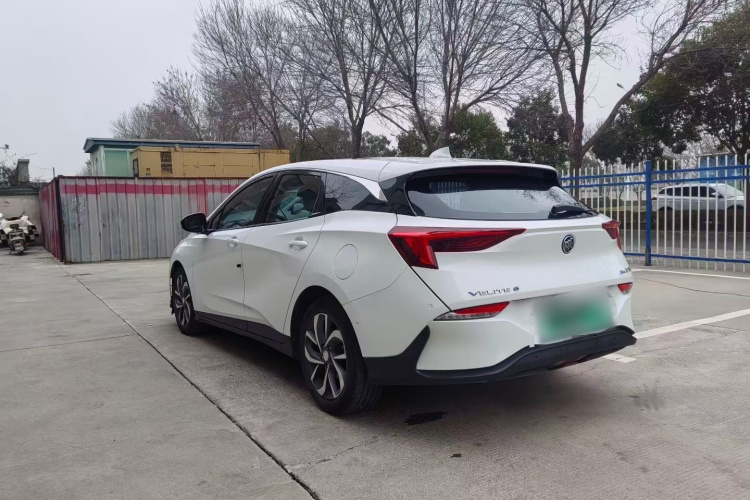 别克 微蓝6 2022款 插电混动 互联智慧型车身外观6009