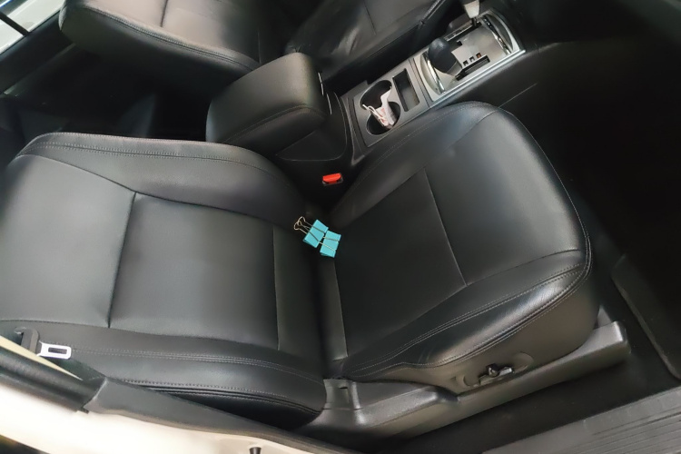 三菱 帕杰罗(进口) 2020款 3.0L 自动尊贵越野版局部细节41