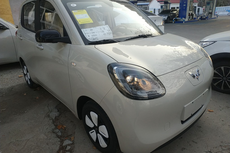 五菱汽车 宏光MINIEV 2025款 四门版 进阶款车身外观3