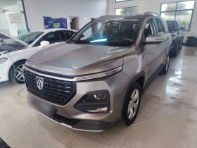 宝骏530 2020款 1.5T CVT豪华互联型 6座